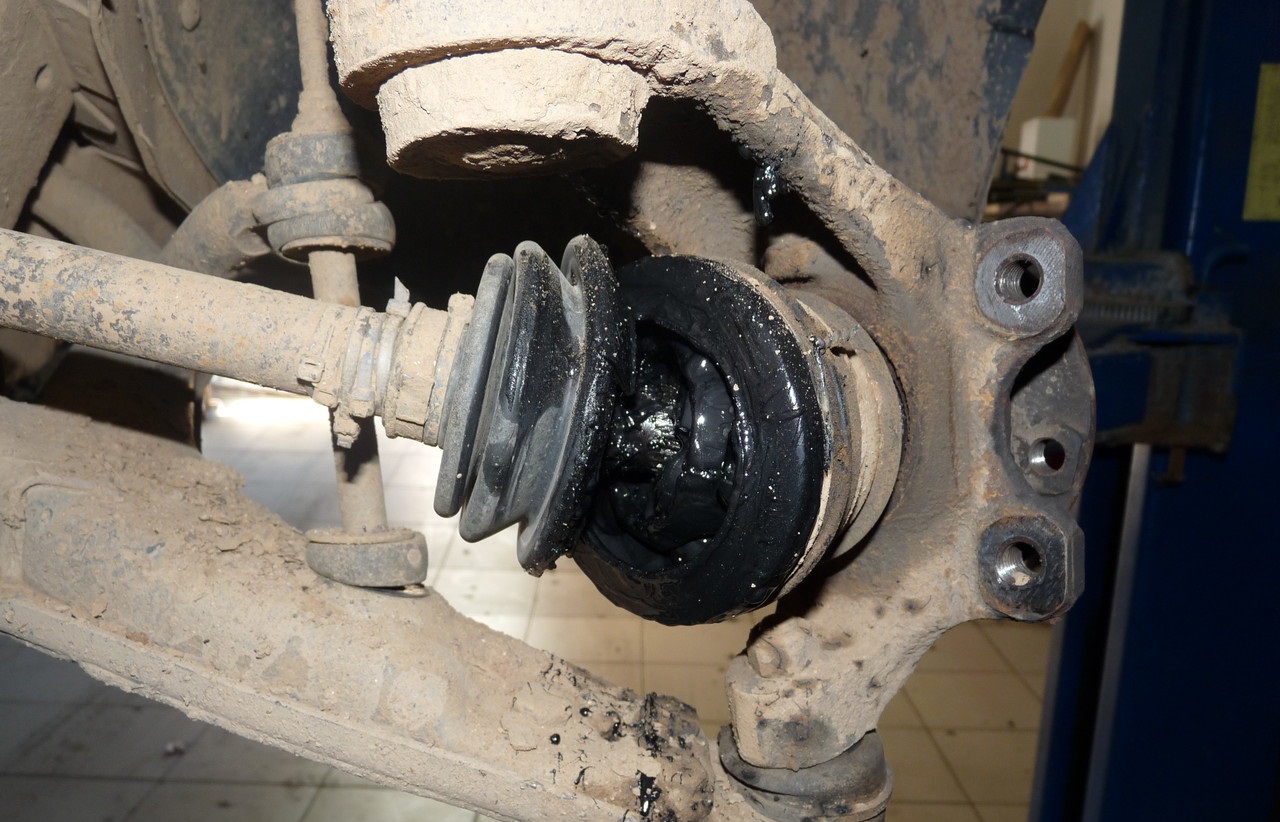 Замена ШРУСа на Рено Логан своими руками: артикул гранаты и видео ...